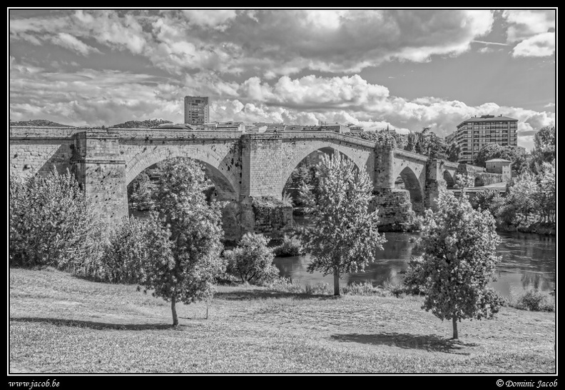 231a-Pont romain.jpg