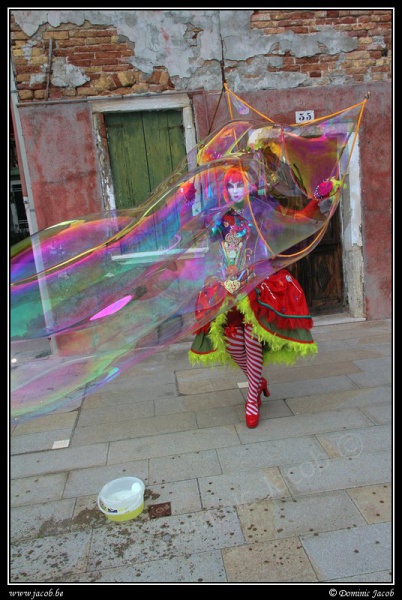 019-Burano-bulles