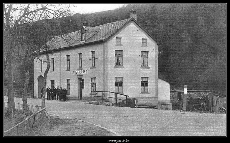 004-Avenue du Pont de Warche, Café Seffer.jpg