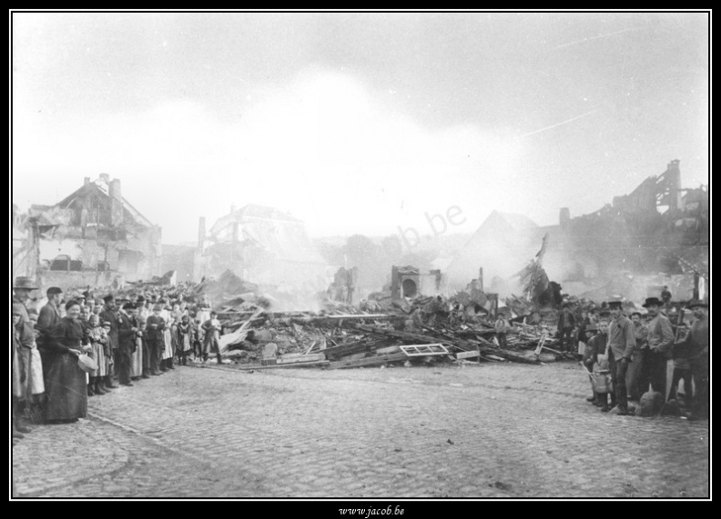 002-Incendie Rue Cavens et devant l'étang-01 (17-09-1894).jpg