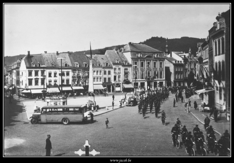 004-Défilé 2Cy Place Albert (1936)