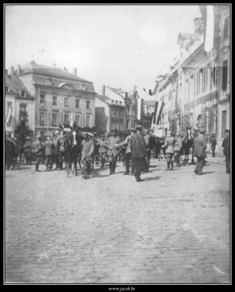 005-Place Albert, militaires allemands (1914-1918).jpg