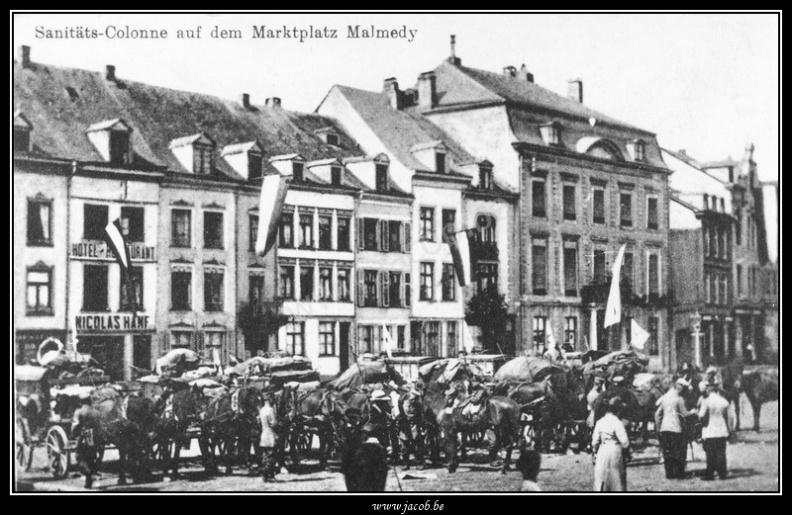 006-Sanitats Colonne auf dem Marktplatz