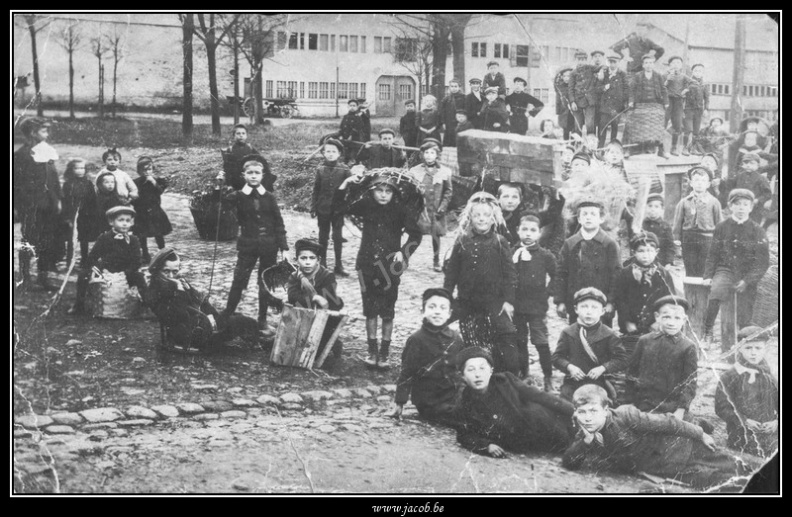 001-Place du parc, feu St Martin (1910).jpg