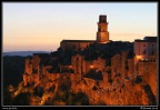 0379-Pitigliano nocturne