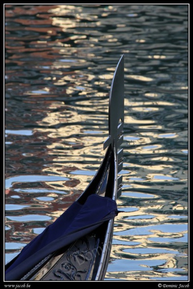 0463-Venezia gondola.jpg