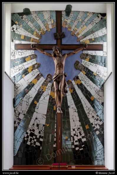 0692-Crucifix