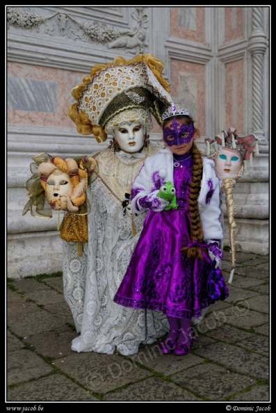 0832v-Masques Venitiens.jpg