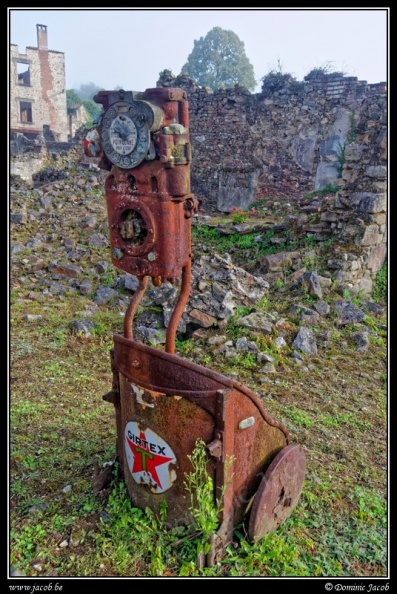 037-Oradour sur Glane.jpg