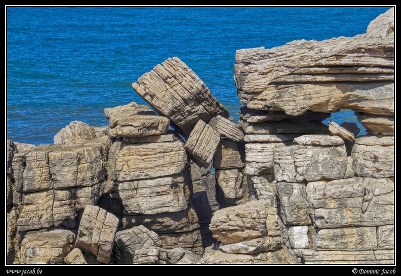 012-Falaise & rochers.jpg