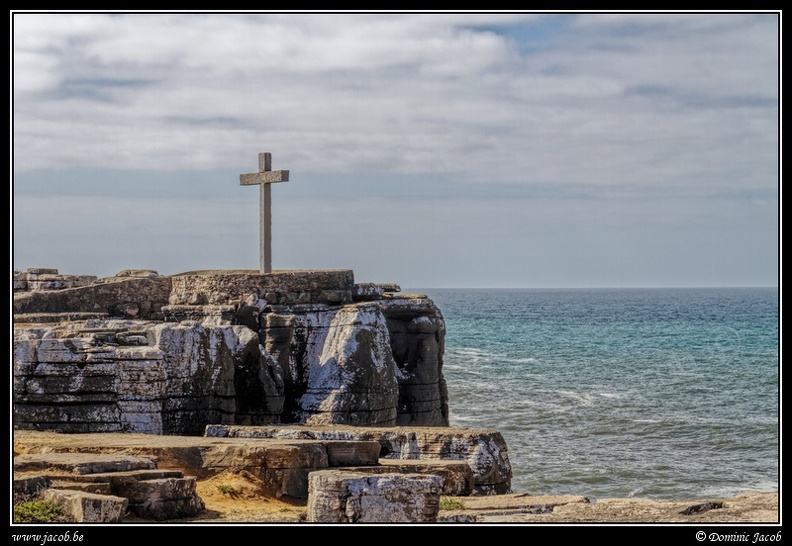 017-Falaise & rochers.jpg