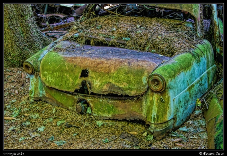 001-Chatillon-Cimetière voiture.jpg