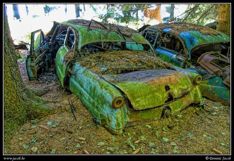 002-Chatillon-Cimetière voiture.jpg