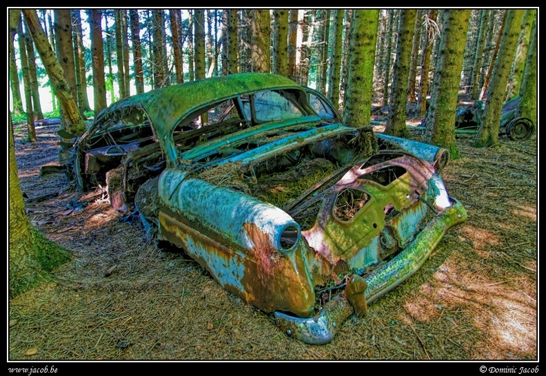 006-Chatillon-Cimetière voiture.jpg