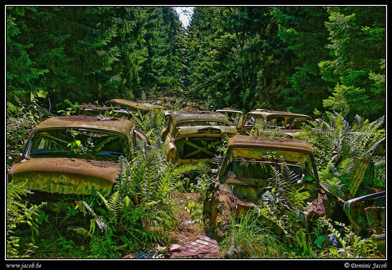 012-Chatillon-Cimetière voiture.jpg