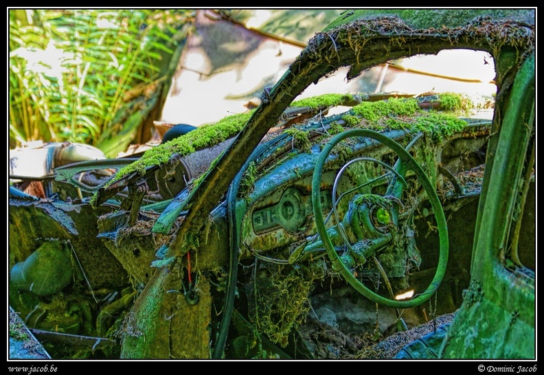 043-Chatillon-Cimetière voiture