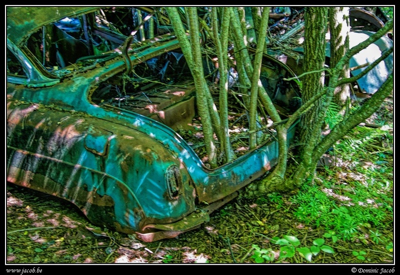 052-Chatillon-Cimetière voiture.jpg