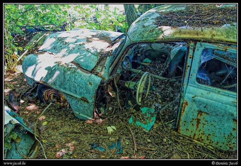 054-Chatillon-Cimetière voiture.jpg