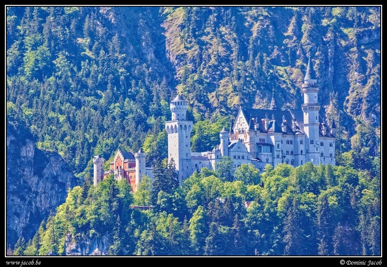 005-Neuschwanstein.jpg